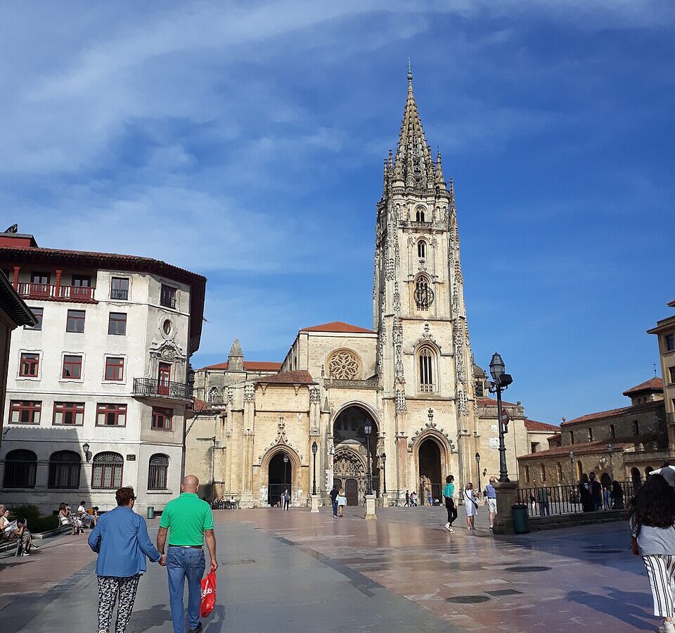Oviedo, Catedral